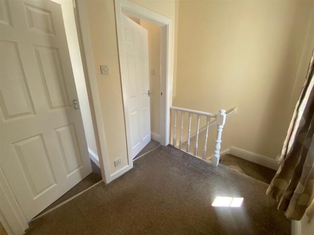 House for rent in Kirklees, Oakes