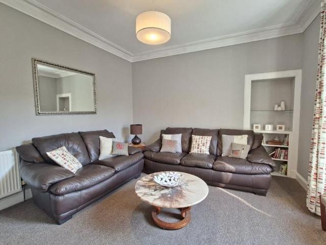 House for rent in Hillside, Leith