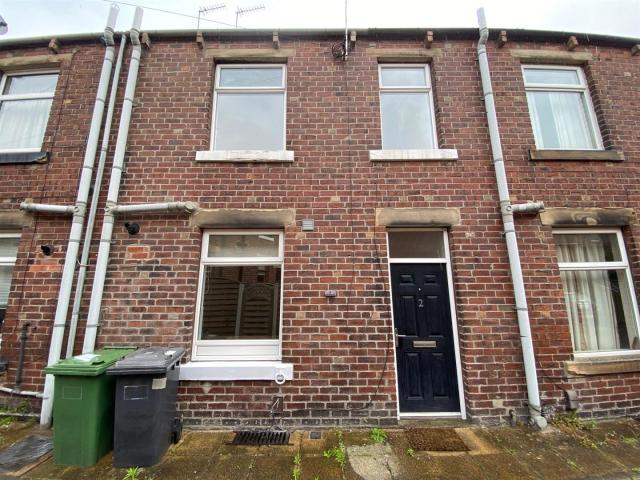 House for rent in Lower Hopton, Mirfield