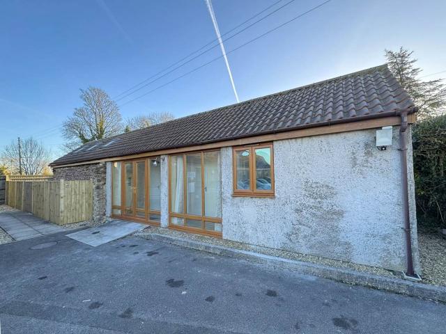 House for rent in Milbury Heath, Lower Morton