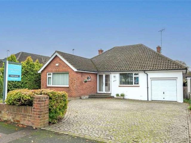 House for rent in Alton Barnes, Essex