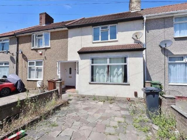 House for rent in Becontree, Greater London