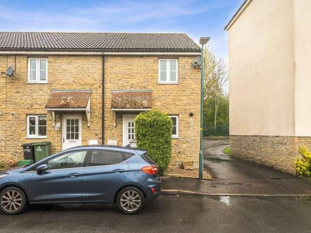 House for rent in School House, Gloucestershire