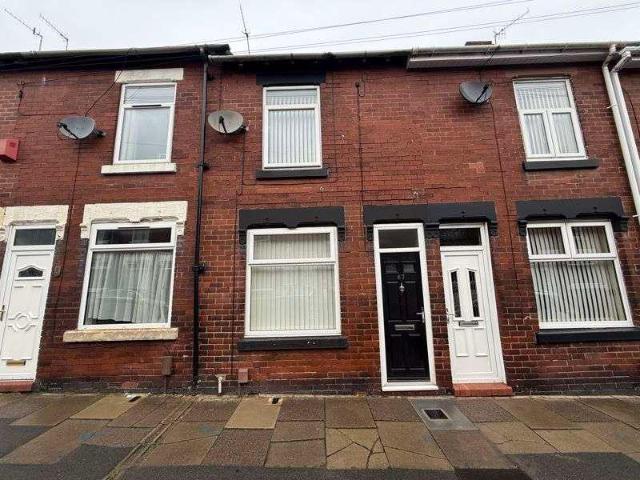 House for rent in Joiner's Square, Hanley
