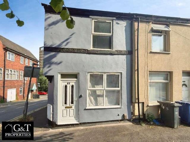 House for rent in Brierley Hill, West Midlands