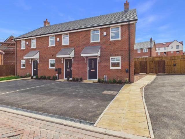 House for rent in Woodway Park, West Midlands