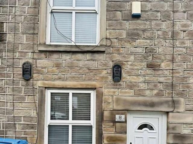 House for rent in Saddleworth, Pendock