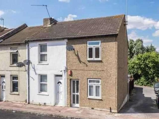 House for rent in Worcester Park Estate, Monks Orchard