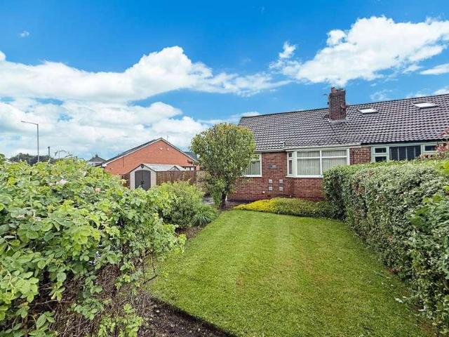 House for rent in Fernhill Gate, Lee Bank
