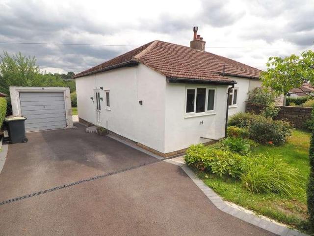 House for rent in Buxworth, Charlesworth