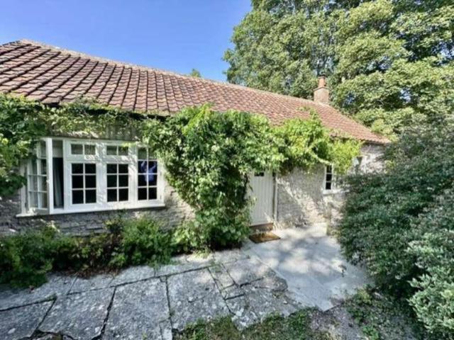 House for rent in Charlton Adam, Somerset