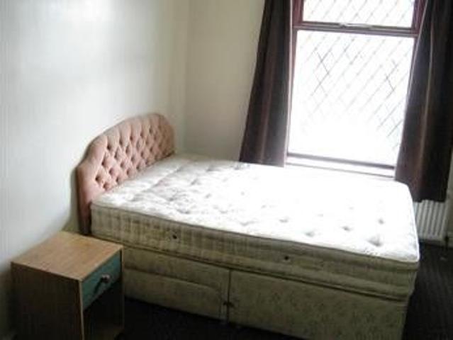 Room for rent in Great Horton, West Yorkshire