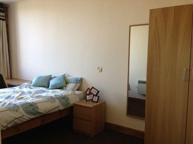 Room for rent in Great Horton, West Yorkshire