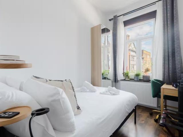 Apartment for rent in Chalk Farm, Greater London