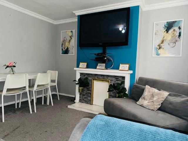 House for rent in London Borough of Croydon, Isle Of Man