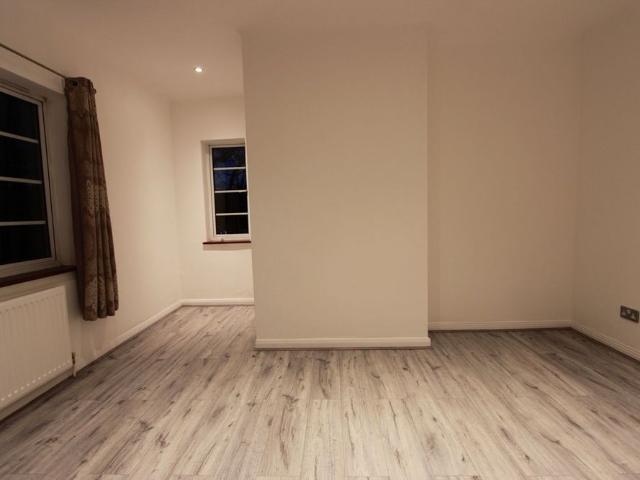 House for rent in North Finchley, Greater London