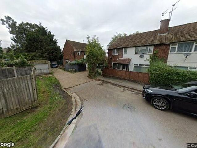 House for rent in London Borough of Ealing, Greater London
