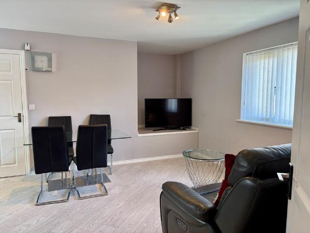 House for rent in Caldermill, East Midlands