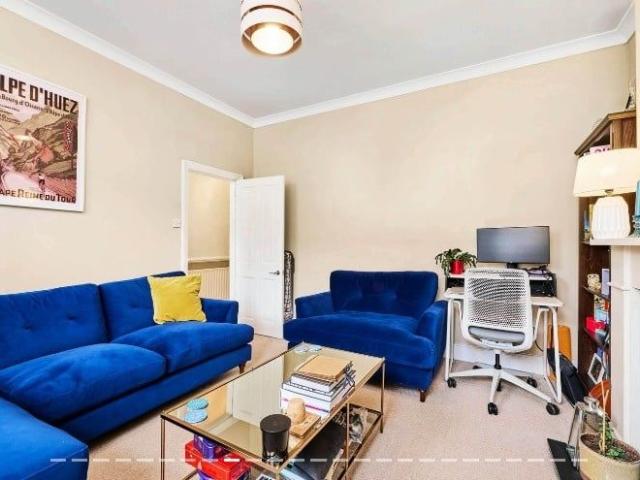 Apartment for rent in Earlsfield, Greater London