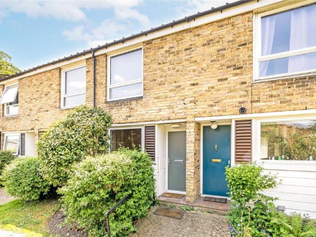 Terraced House for rent in Greenwich, Royal Borough of Greenwich