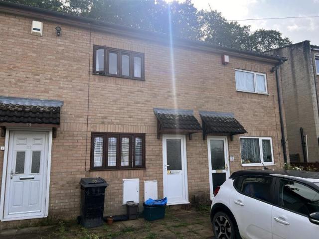 Terraced House for rent in Hallen, Lawrence Weston