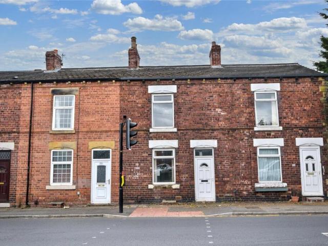 Terraced House for rent in Kirkhamgate, Outwood
