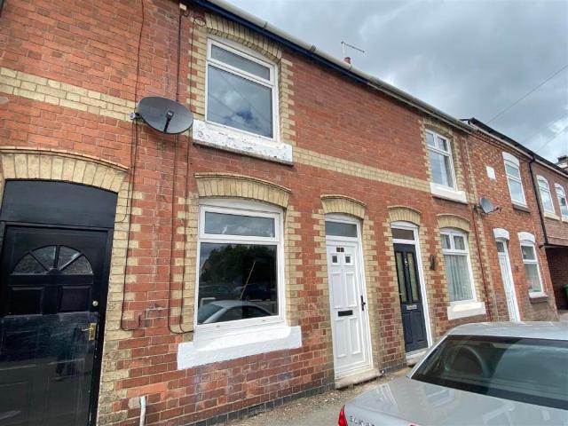 Terraced House for rent in Leicester, Enderby