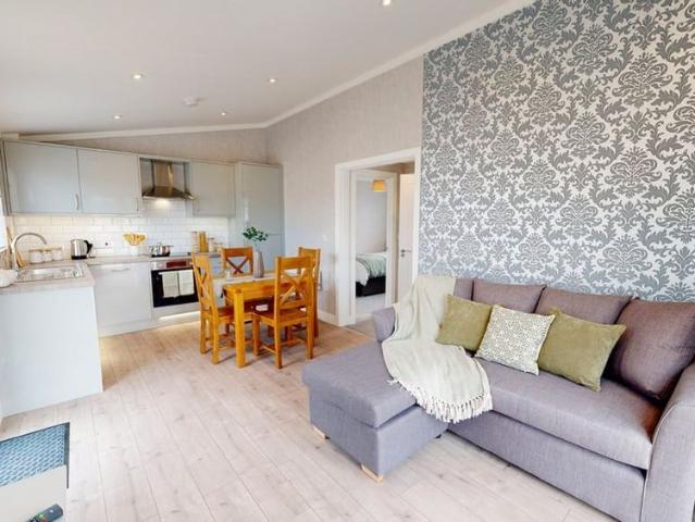 House for rent in Spring Park, Luton