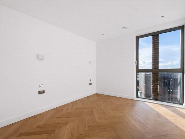 Apartment for rent in Dollis Hill, Greater London