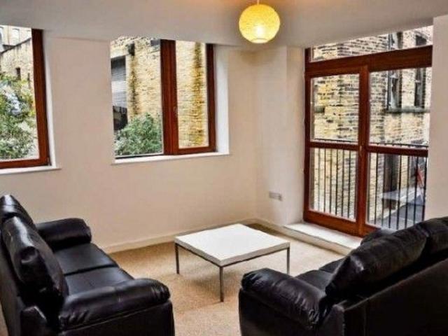 Room for rent in West Yorkshire