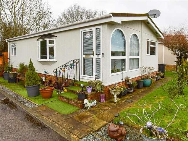 Property for sale in Midway, Kent