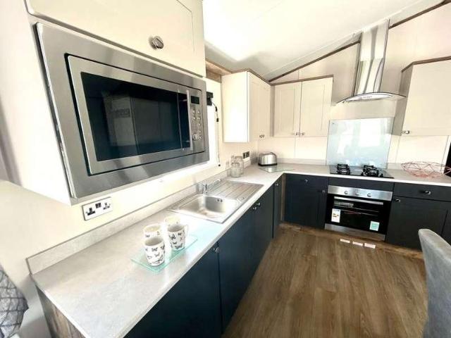 Property for sale in Tunstall, Roos