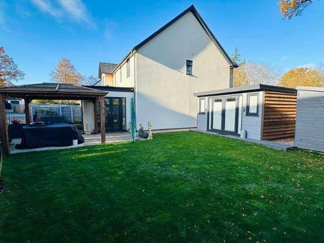 Property for sale in Crosby Common, Clehonger