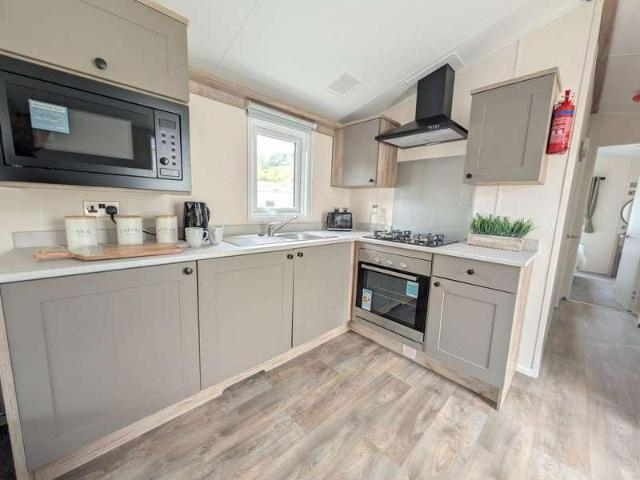 Property for sale in Three Beaches, Livermead