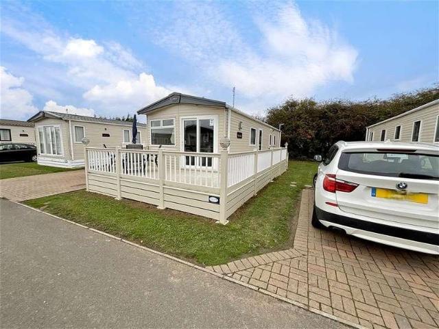 Property for sale in Westgate-on-Sea, Acol