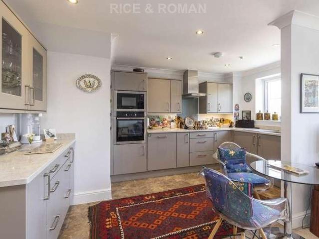 Property for sale in Sunninghill and Ascot, Sunningdale
