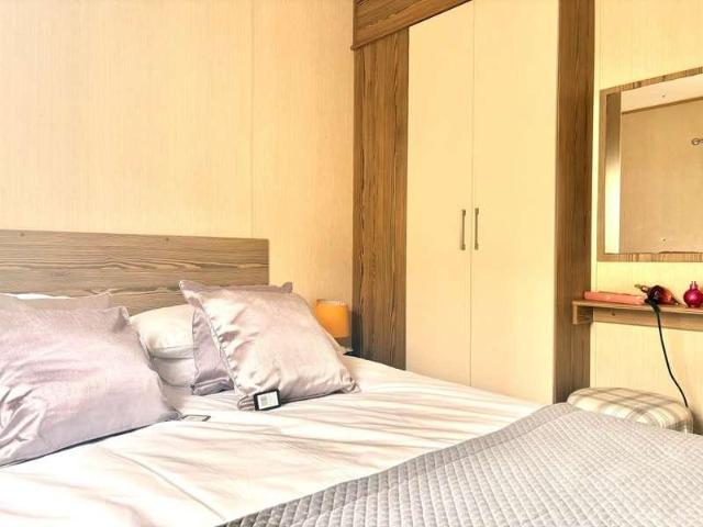 Property for sale in Tunstall, Roos