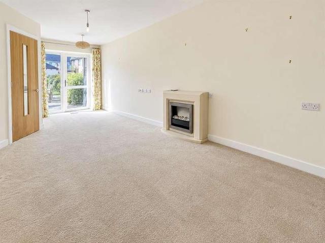Property for sale in Wyndham Park, Salisbury