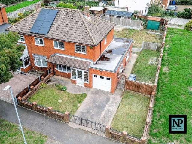 Property for sale in Hockley, Kettlebrook