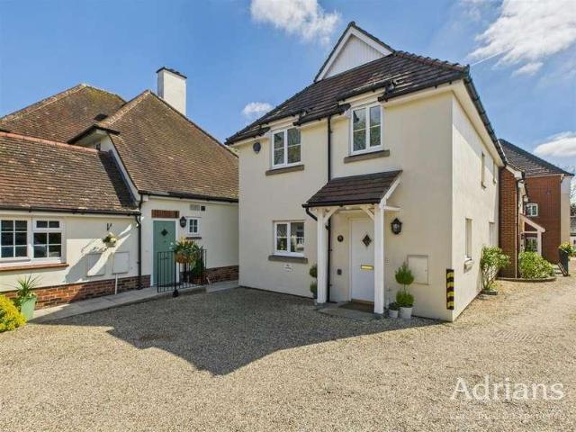 Property for sale in Broomfield, Chelmsford