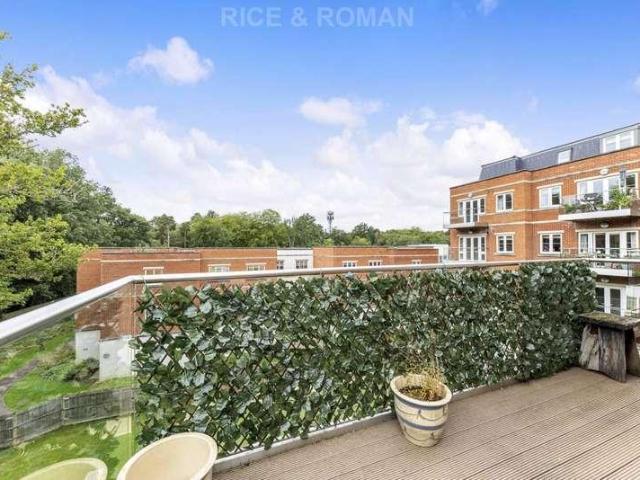 Property for sale in Sunninghill and Ascot, Sunningdale