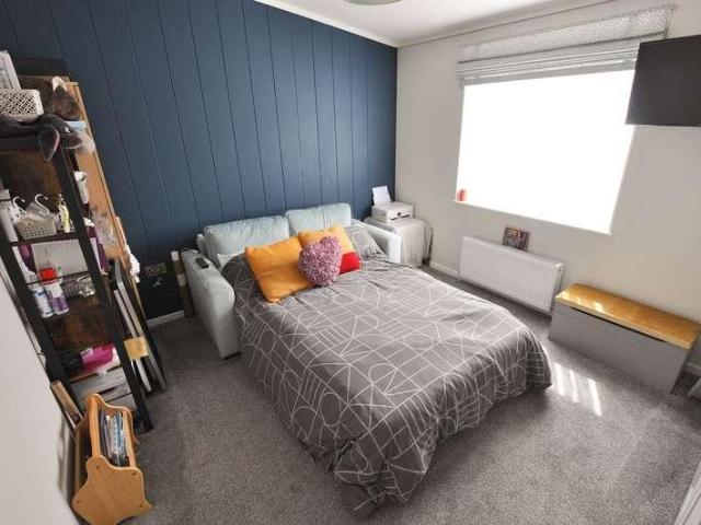 Property for sale in Oakley, Merley