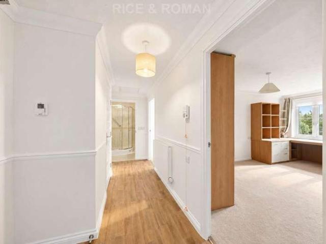 Property for sale in Elmbridge, Surrey