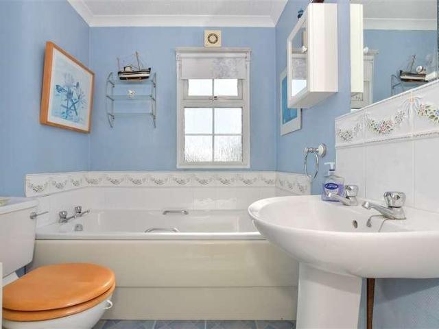 Property for sale in Ash, Kent
