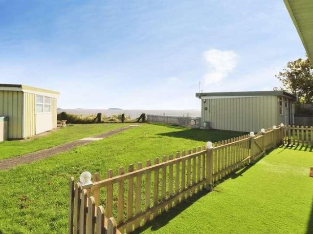 Property for sale in Lavernock