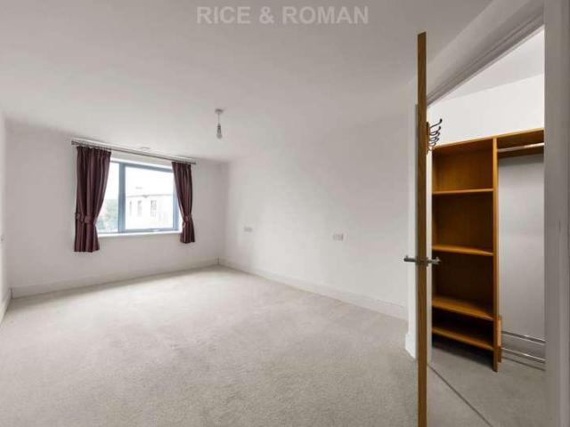 Property for sale in Wallington, Greater London