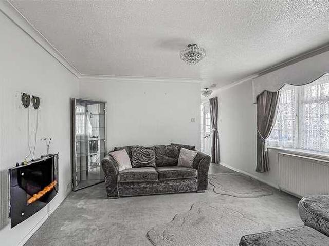 Property for sale in Dedworth, Windsor