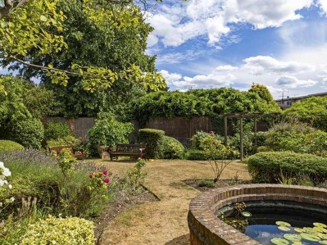 Property for sale in Sunningdale