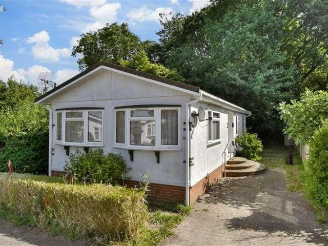 Property for sale in Box Hill Village, Pachesham Park