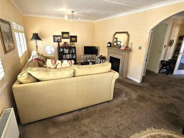 Property for sale in Tuxford, Bassetlaw